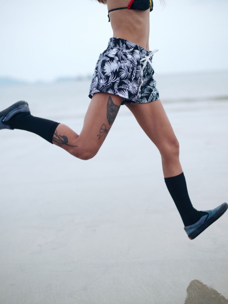 CHILLHANG Plam Printed Board Shorts - Women's
