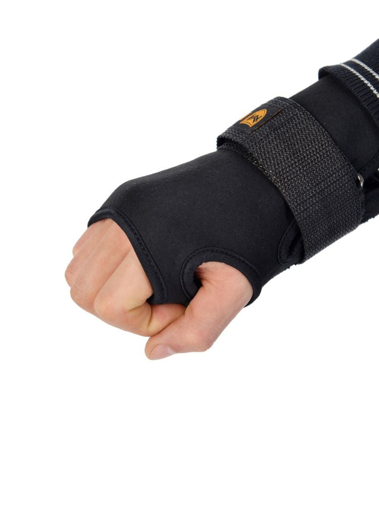 Doorek Snow Sports Wrist Guards - Unisex